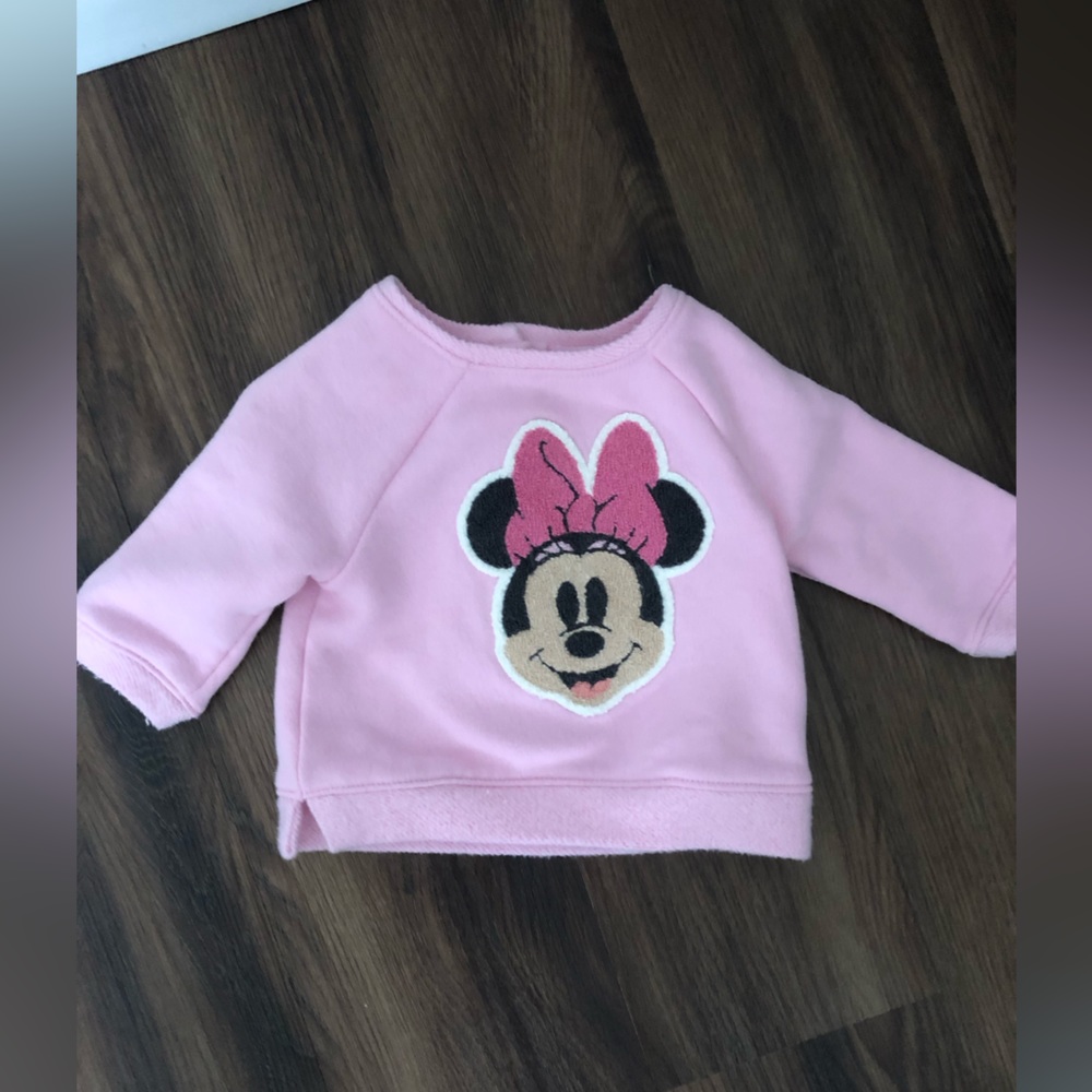 Minnie Mouse sweater